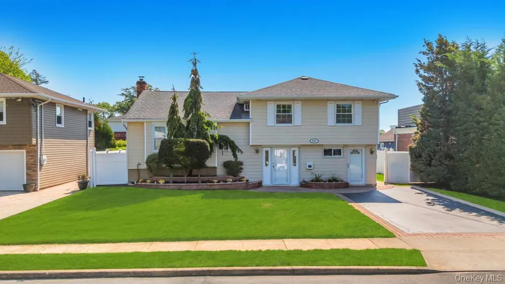 2297 Arby Court Wantagh, NY 11793
