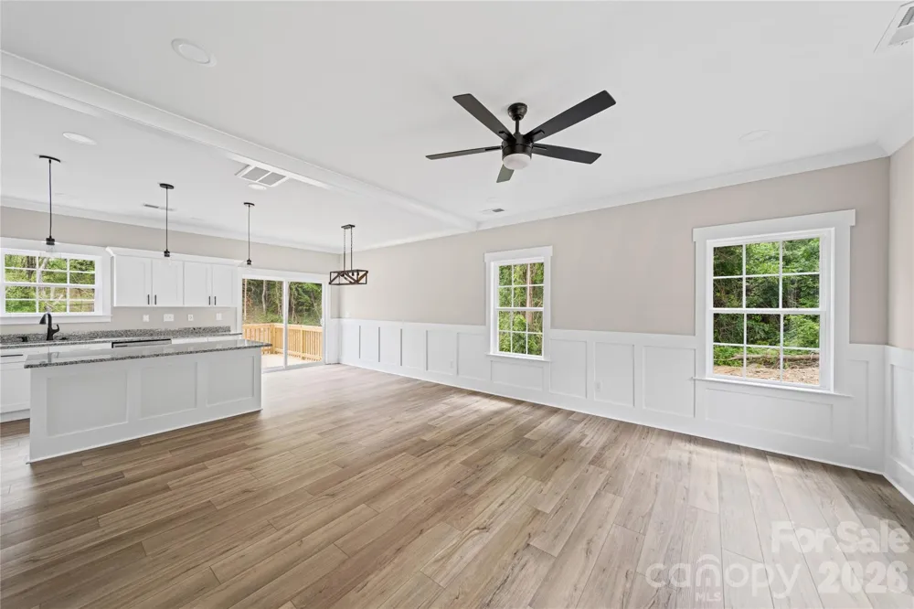 906 Dewey Street Badin, NC 28009