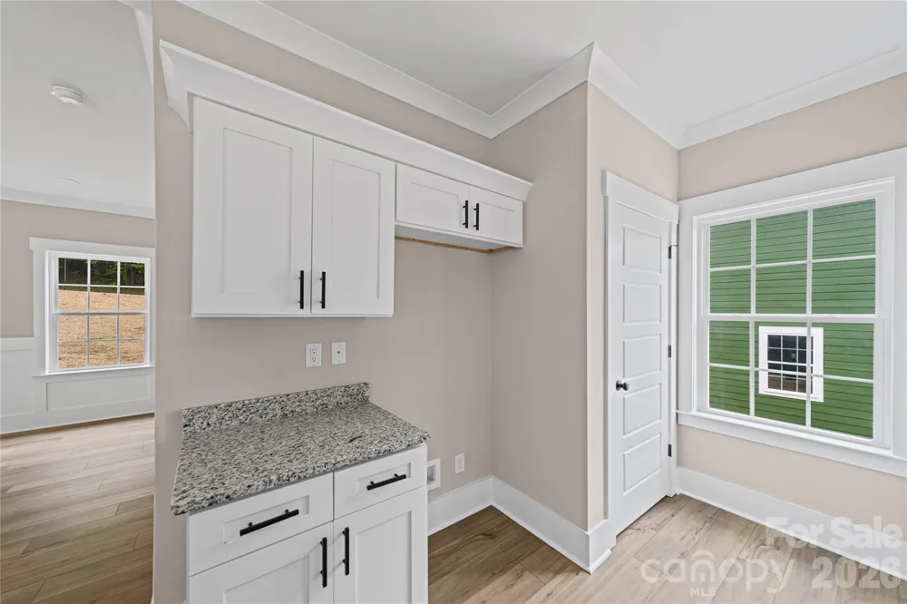 906 Dewey Street Badin, NC 28009