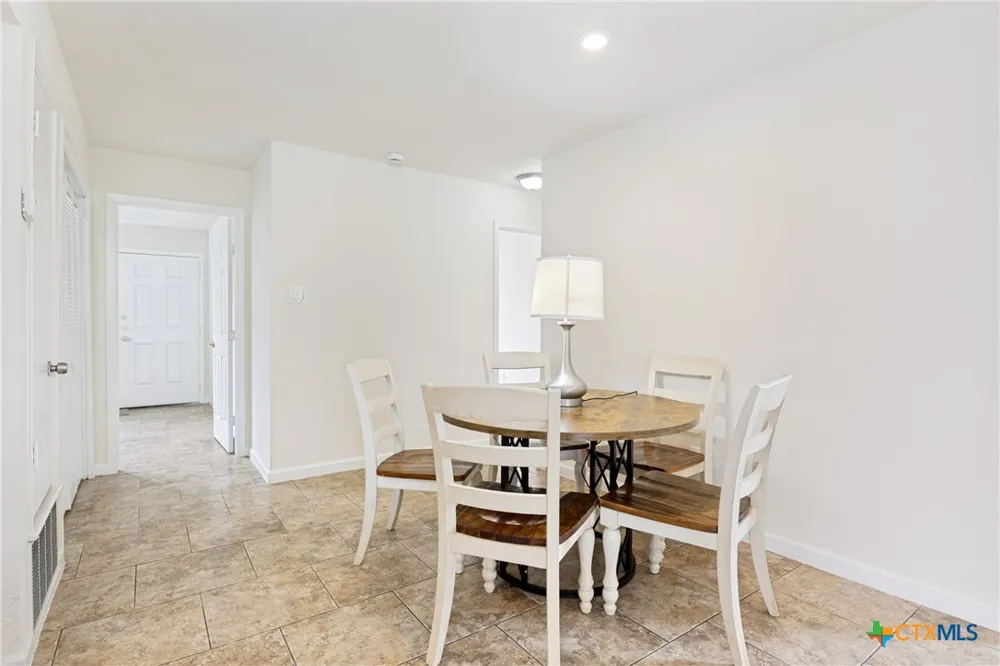 603 Oak Park Dr Drive Boerne, TX 78006