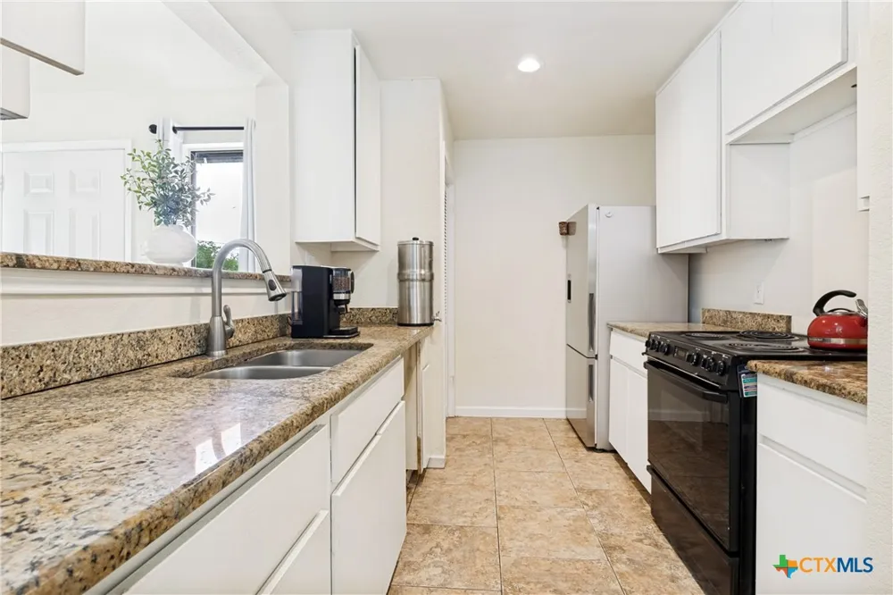 603 Oak Park Dr Drive Boerne, TX 78006
