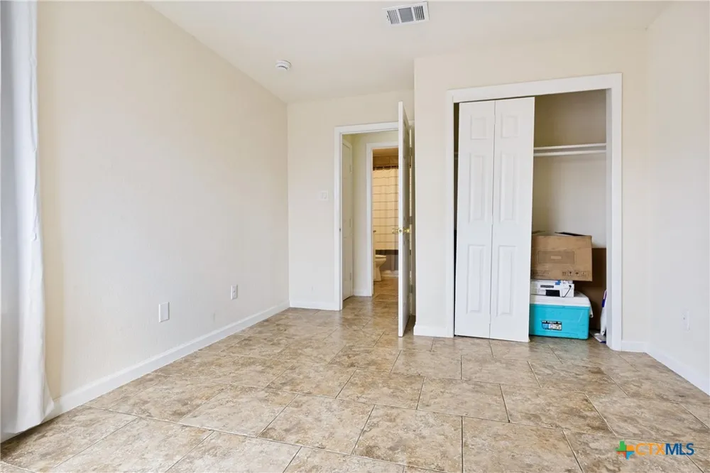 603 Oak Park Dr Drive Boerne, TX 78006