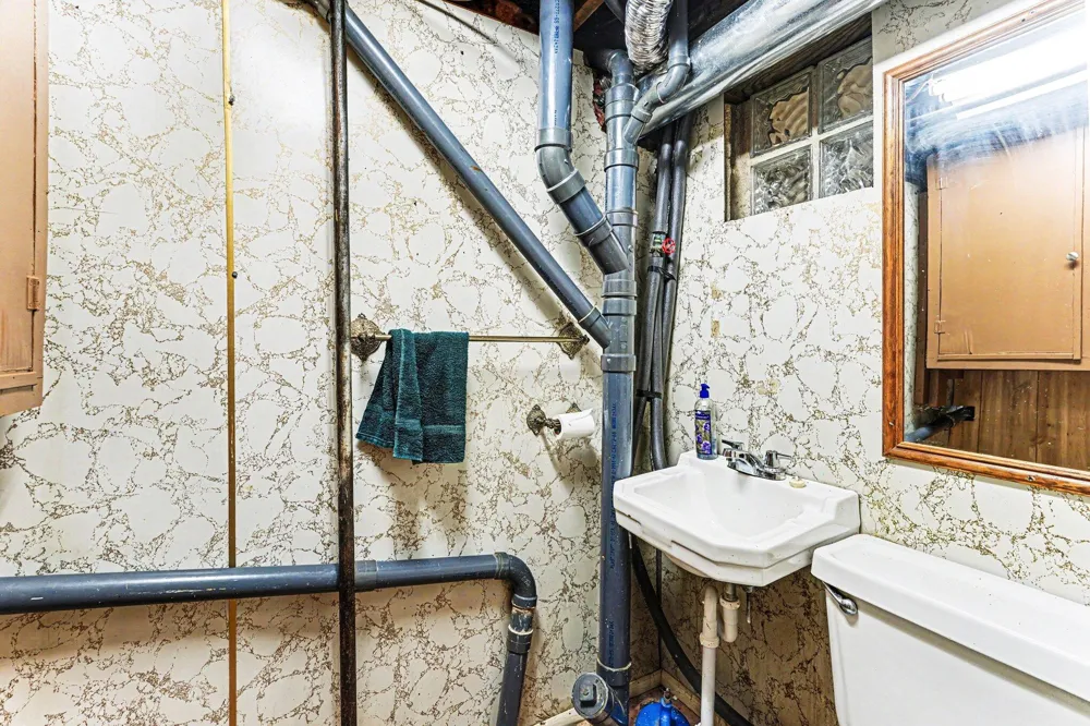 325 W Chicago Road Batavia Township, MI 49036