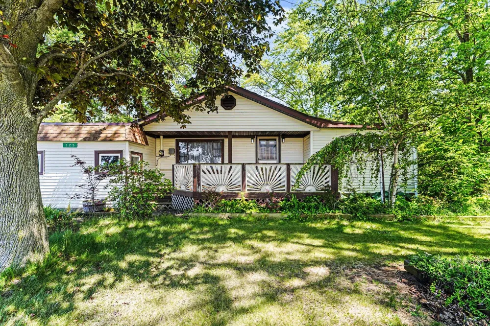 325 W Chicago Road Batavia Township, MI 49036