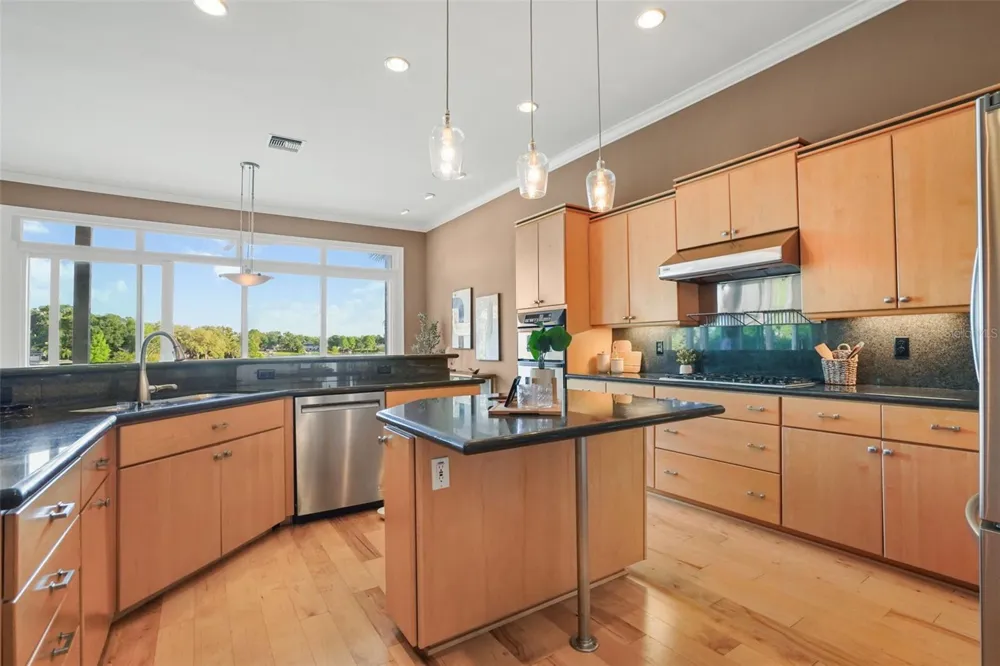 1166 LAKE SYBELIA Maitland, FL 32751