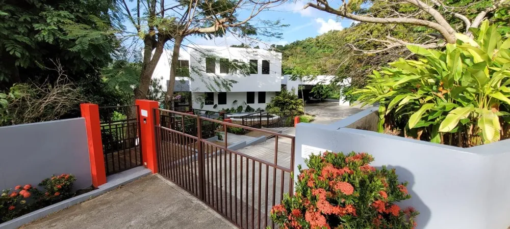 PR 992 KM3.4 3 ST VILLAS DE LUQUILLO #D18 Luquillo, PR 00773