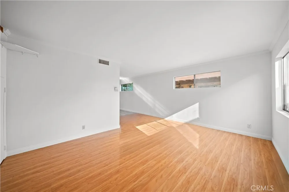 5422 McCulloch Avenue #B Temple City, CA 91780