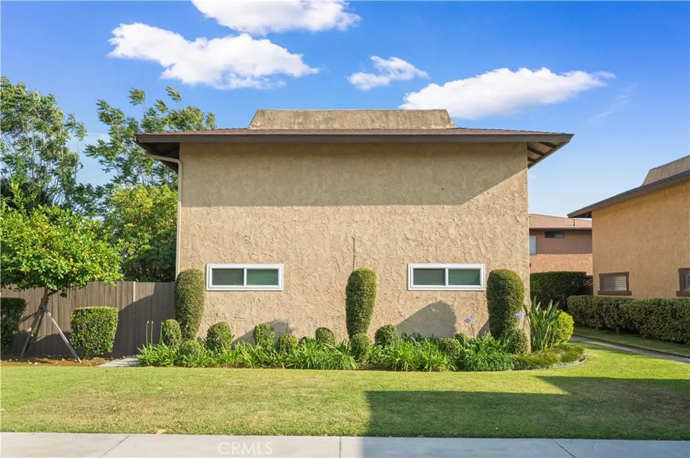 5422 McCulloch Avenue #B Temple City, CA 91780
