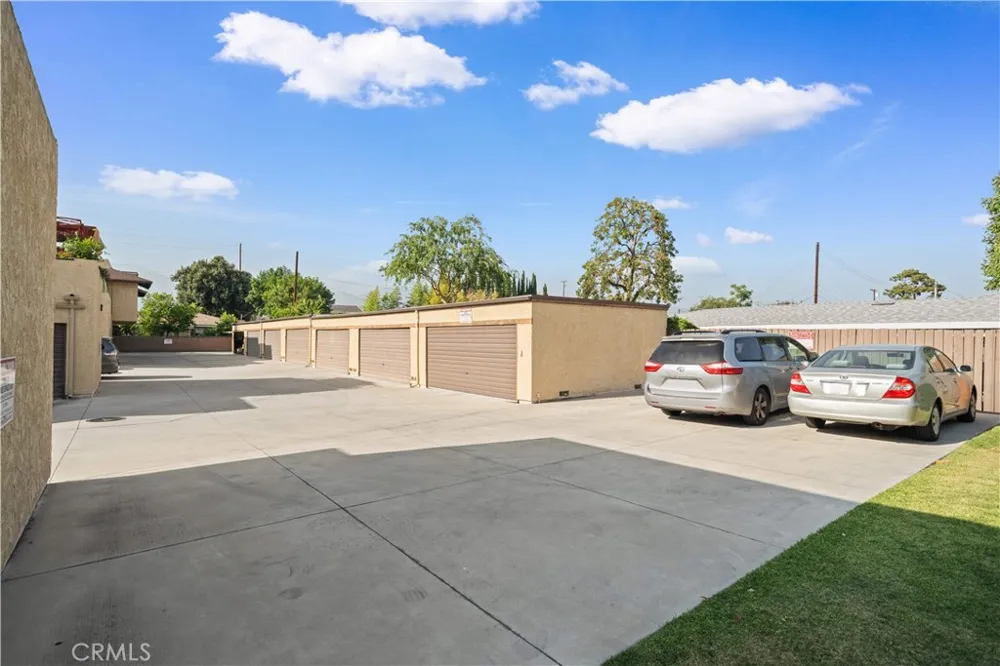 5422 McCulloch Avenue #B Temple City, CA 91780
