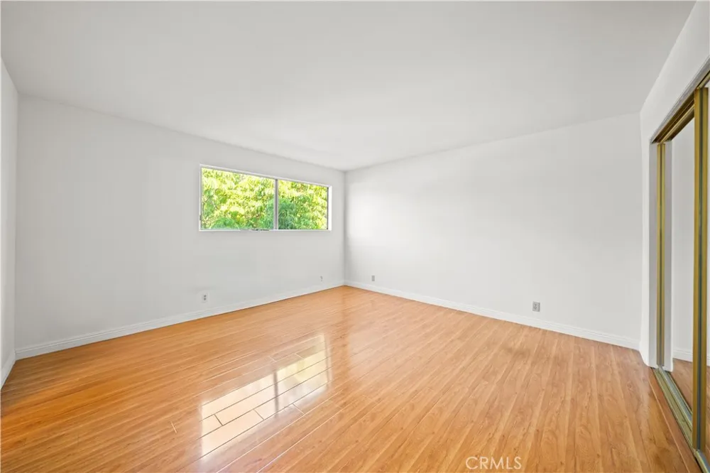 5422 McCulloch Avenue #B Temple City, CA 91780