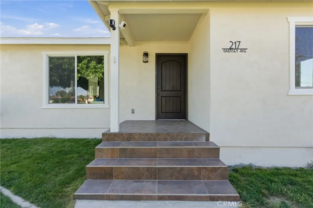 217 Garnsey Avenue Bakersfield, CA 93309