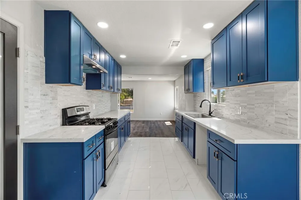 217 Garnsey Avenue Bakersfield, CA 93309