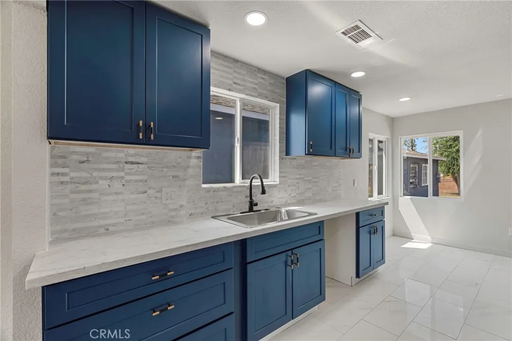 217 Garnsey Avenue Bakersfield, CA 93309