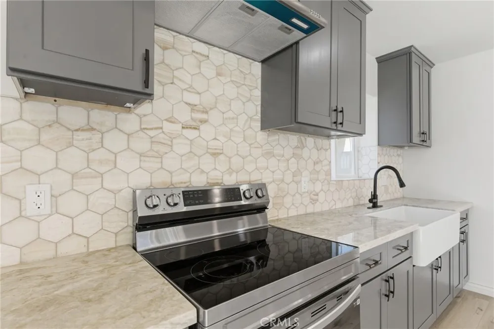 217 Garnsey Avenue Bakersfield, CA 93309