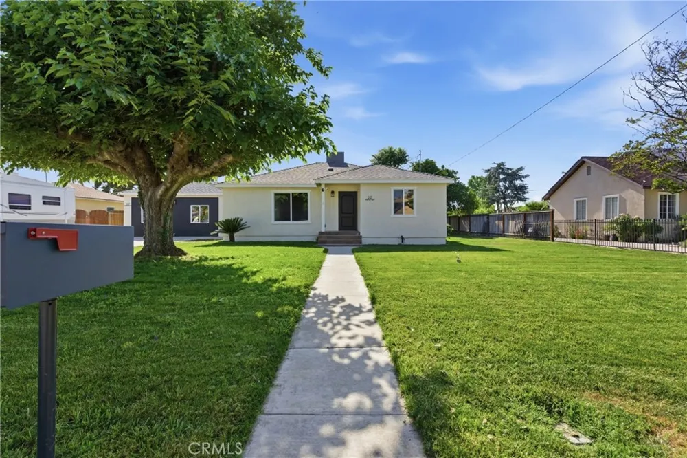 217 Garnsey Avenue Bakersfield, CA 93309