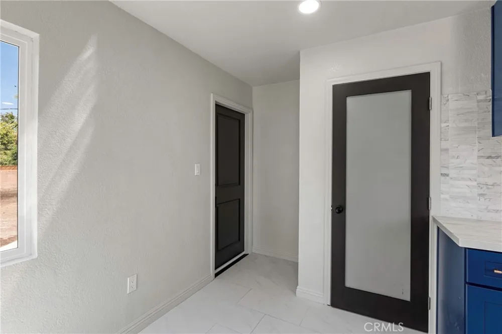 217 Garnsey Avenue Bakersfield, CA 93309