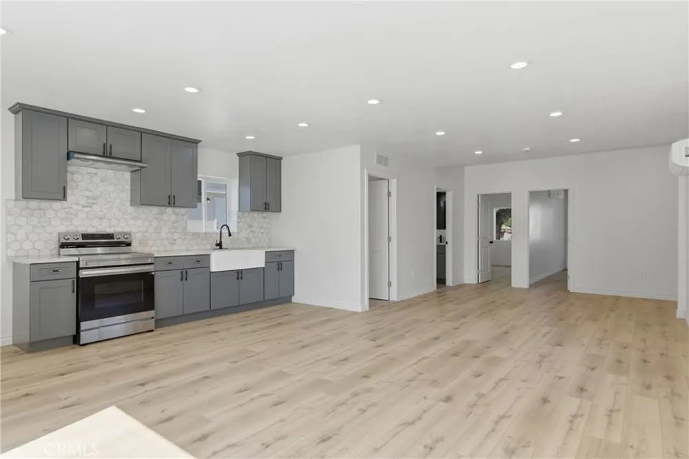 217 Garnsey Avenue Bakersfield, CA 93309