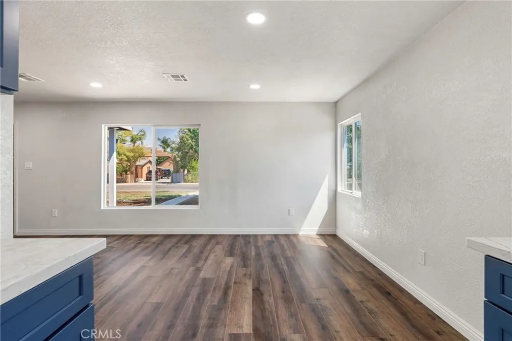 217 Garnsey Avenue Bakersfield, CA 93309