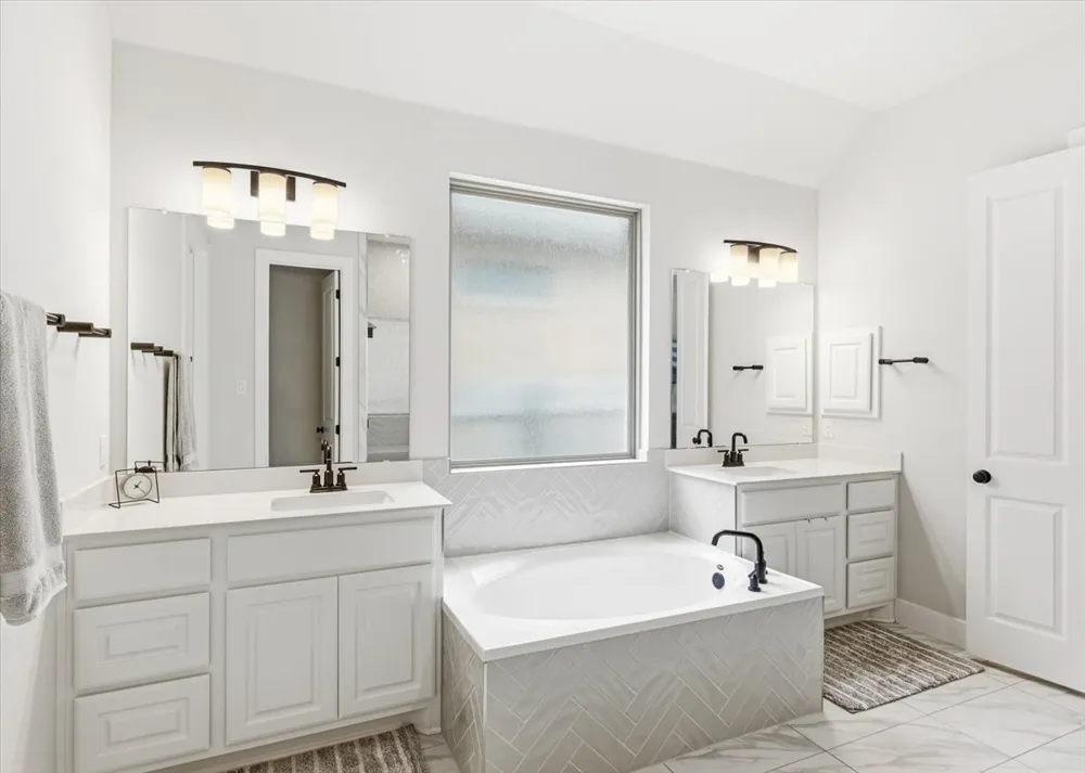 117 Peacevine Lane Liberty Hill, TX 78642