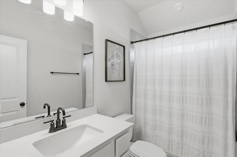 117 Peacevine Lane Liberty Hill, TX 78642