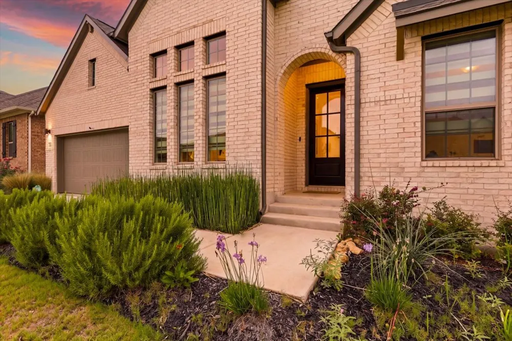 117 Peacevine Lane Liberty Hill, TX 78642