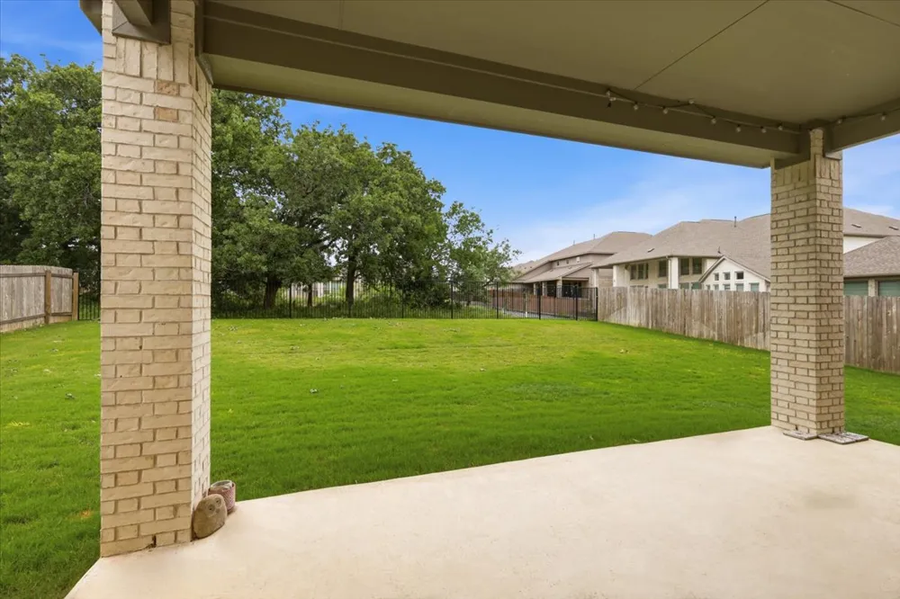 117 Peacevine Lane Liberty Hill, TX 78642