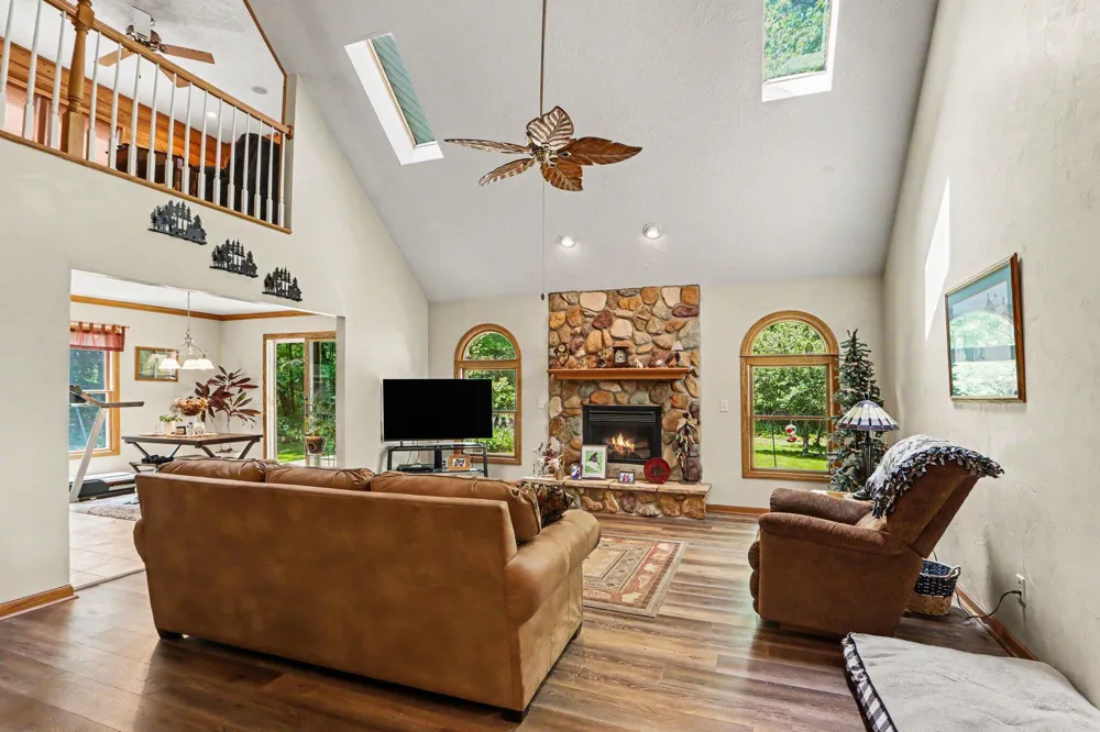 26805 Drape Road Lawton, MI 49065