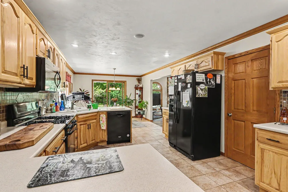 26805 Drape Road Lawton, MI 49065