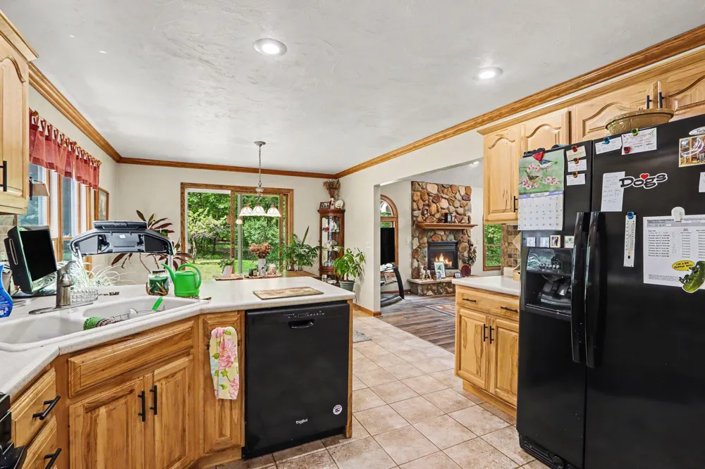 26805 Drape Road Lawton, MI 49065
