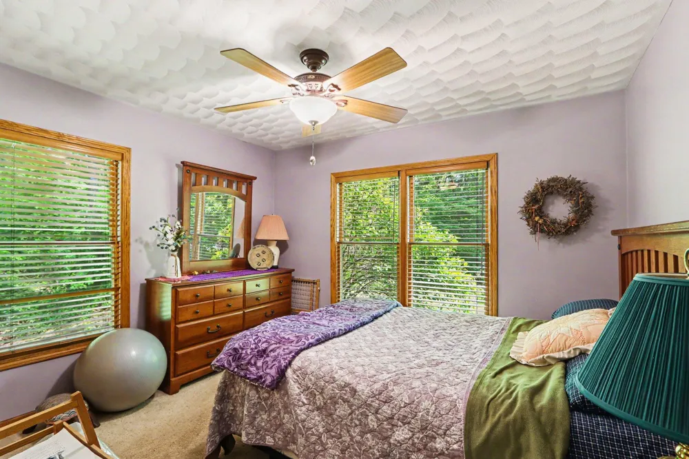 26805 Drape Road Lawton, MI 49065