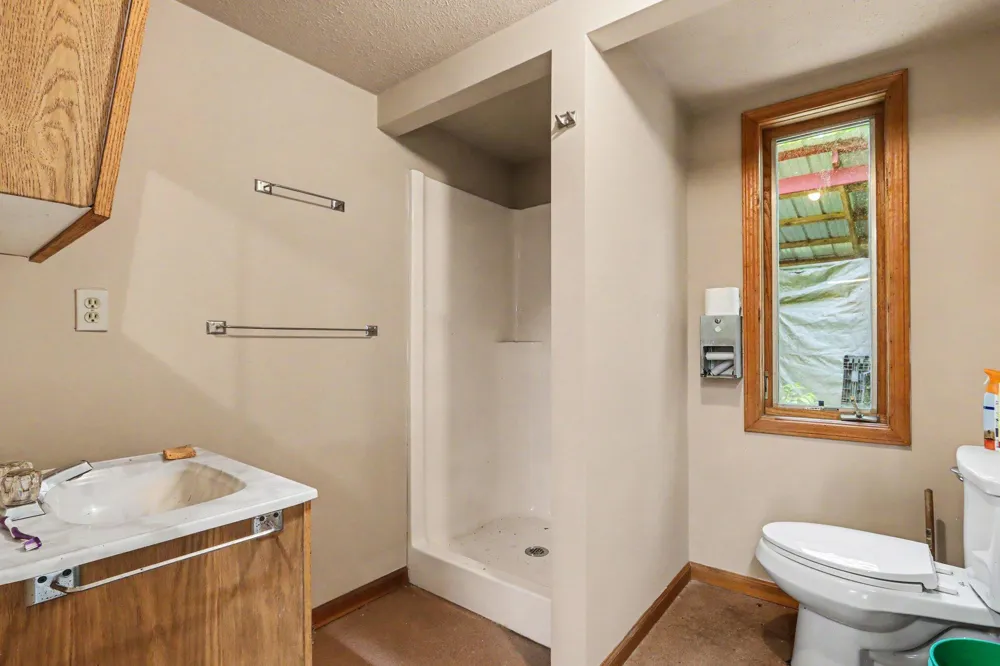 26805 Drape Road Lawton, MI 49065