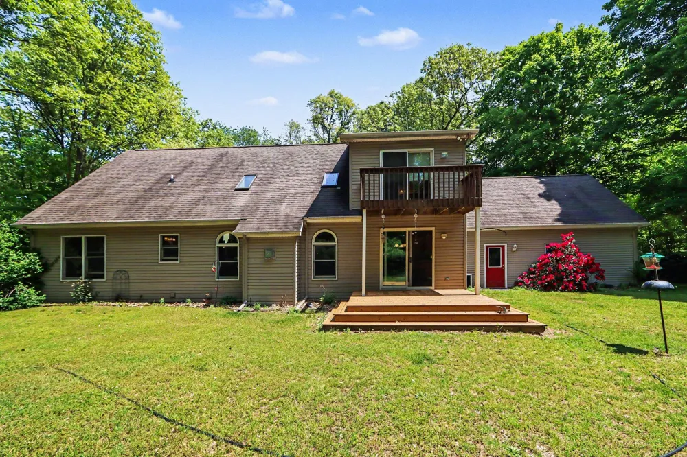 26805 Drape Road Lawton, MI 49065