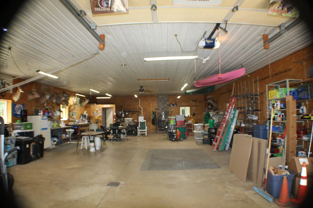 26805 Drape Road Lawton, MI 49065
