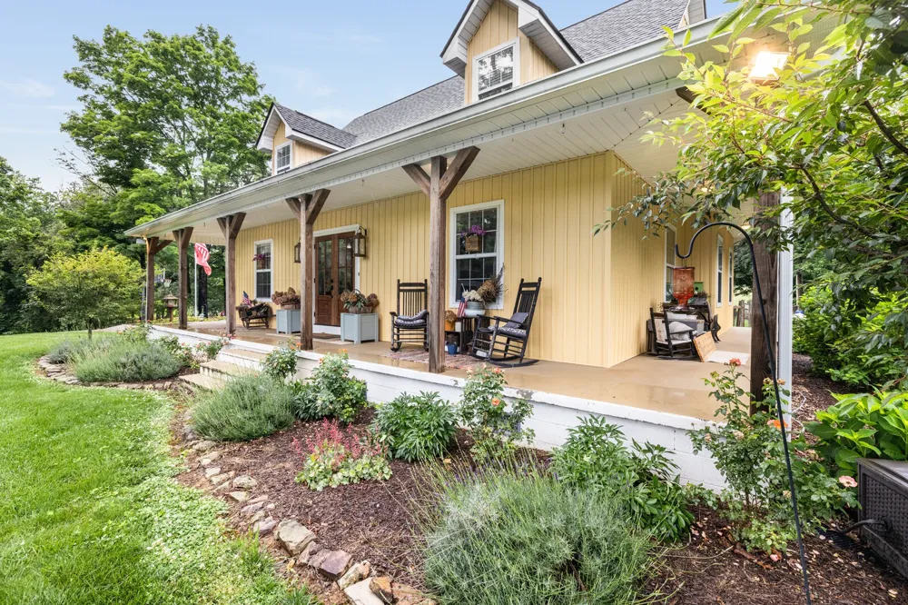 380 Webbs Camp Rd Walling, TN 38587