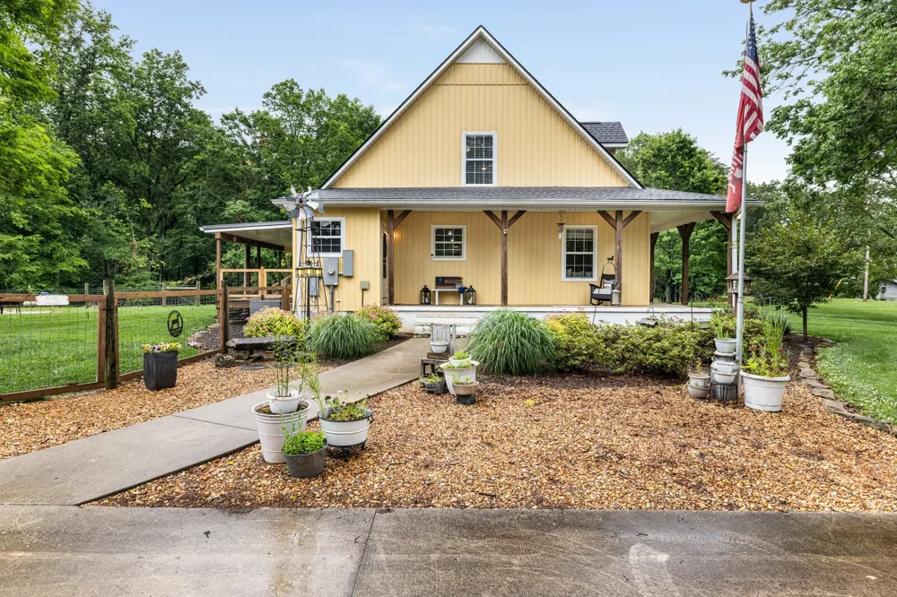 380 Webbs Camp Rd Walling, TN 38587