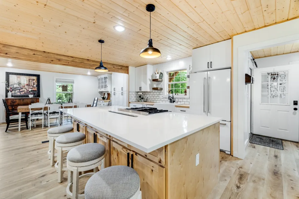 380 Webbs Camp Rd Walling, TN 38587