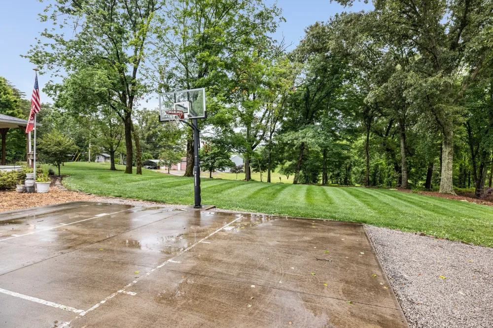 380 Webbs Camp Rd Walling, TN 38587