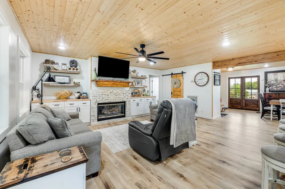 380 Webbs Camp Rd Walling, TN 38587