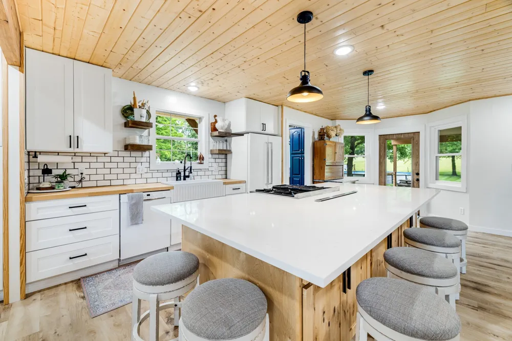 380 Webbs Camp Rd Walling, TN 38587