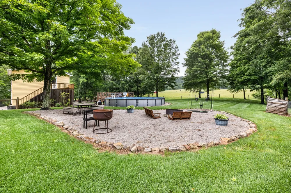 380 Webbs Camp Rd Walling, TN 38587