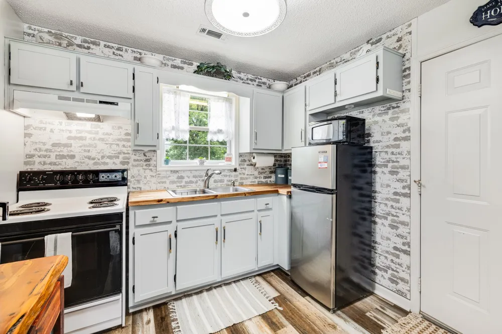 380 Webbs Camp Rd Walling, TN 38587