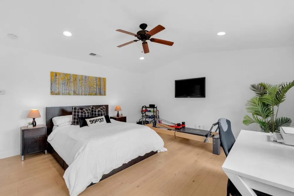 16845 Zinfandel Circle Morgan Hill, CA 95037