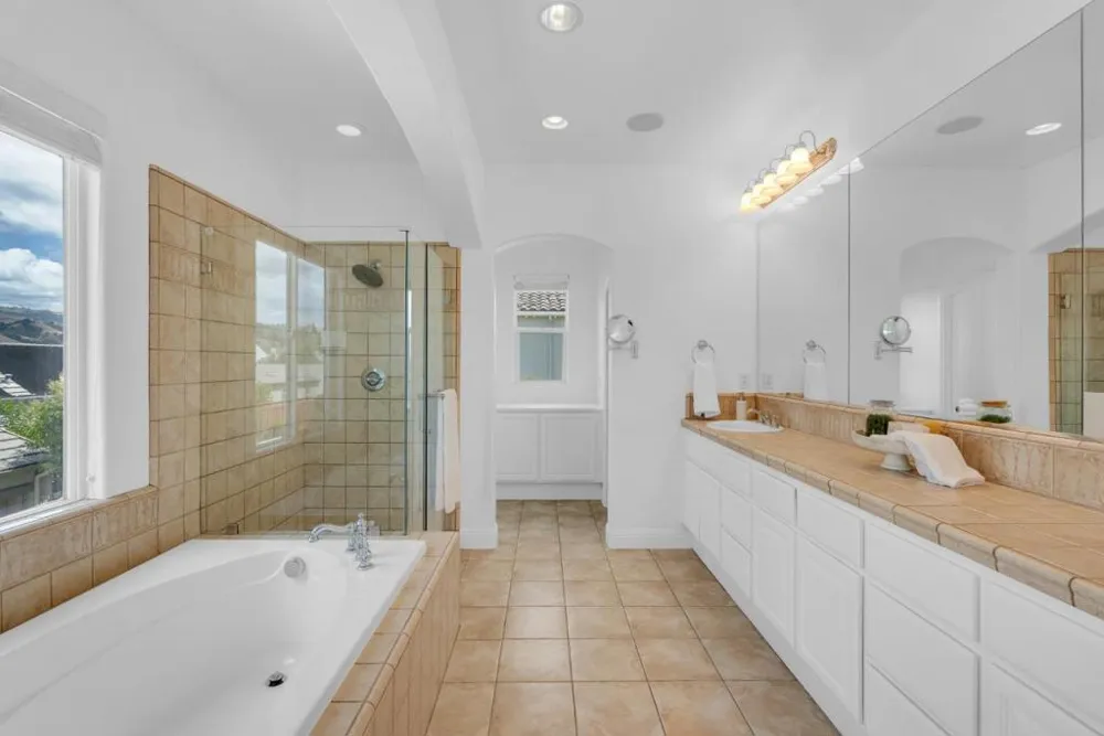 16845 Zinfandel Circle Morgan Hill, CA 95037