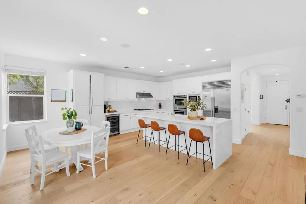 16845 Zinfandel Circle Morgan Hill, CA 95037