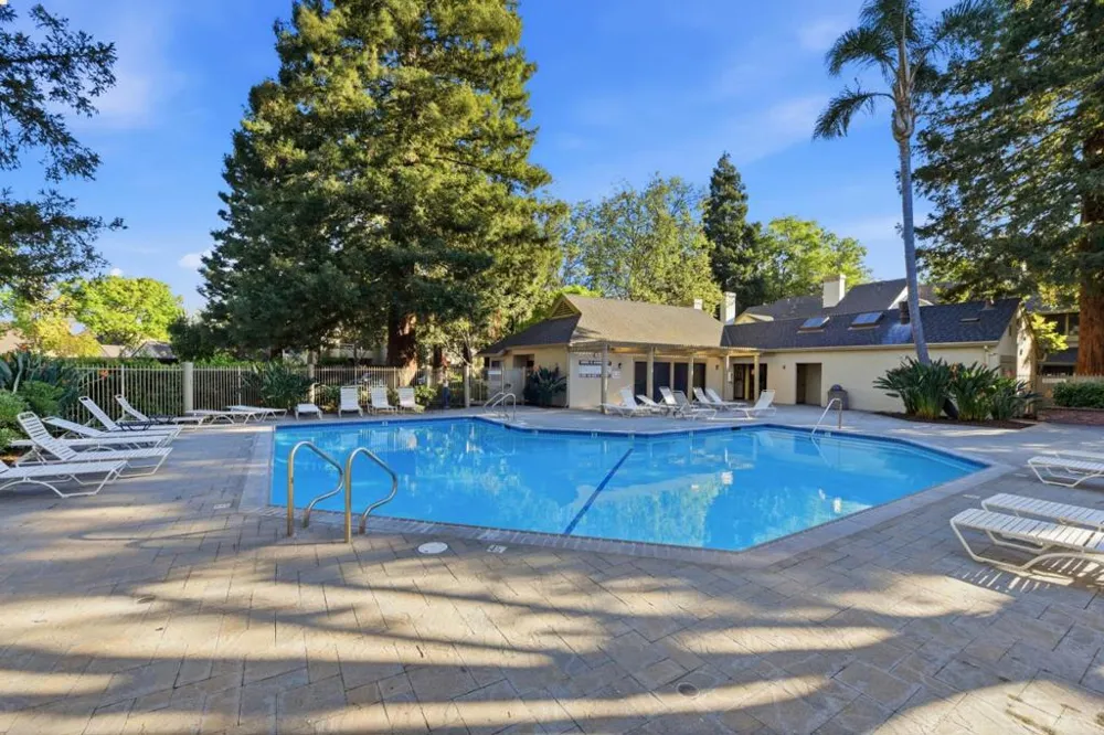1941 Huxley Court San Jose, CA 95125