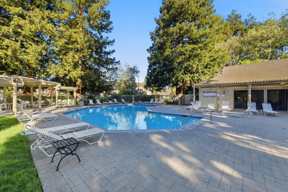 1941 Huxley Court San Jose, CA 95125