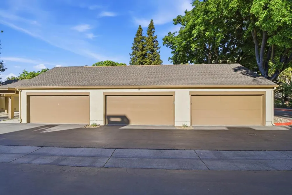 1941 Huxley Court San Jose, CA 95125