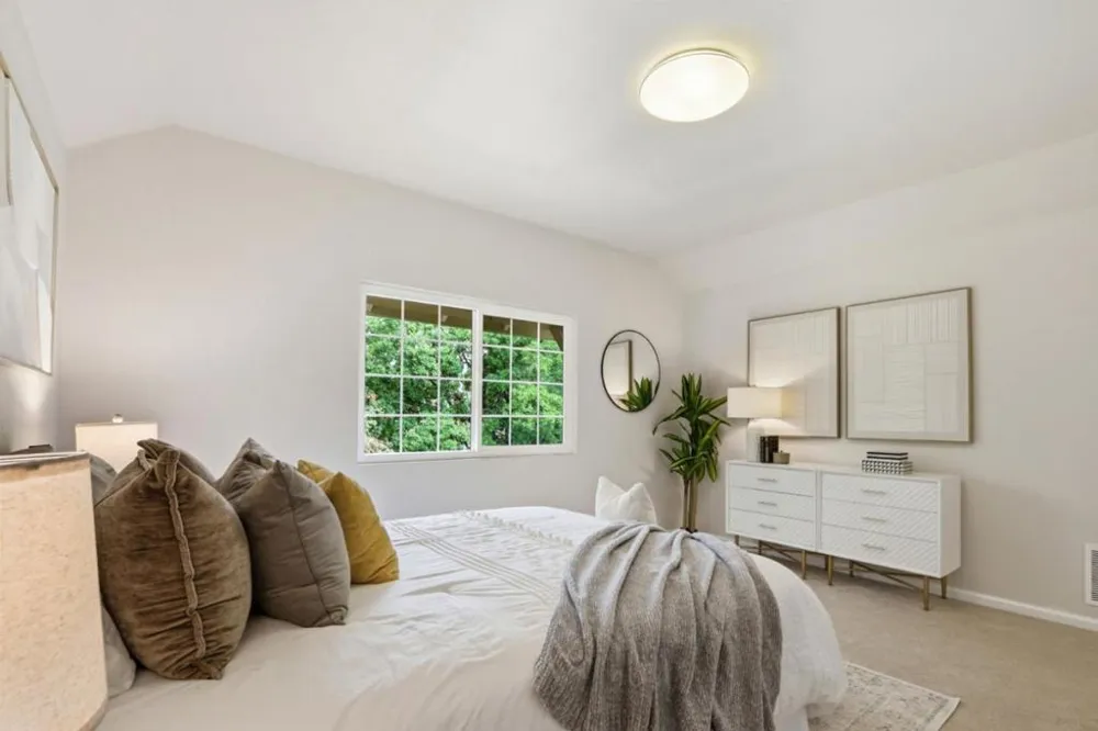 1941 Huxley Court San Jose, CA 95125