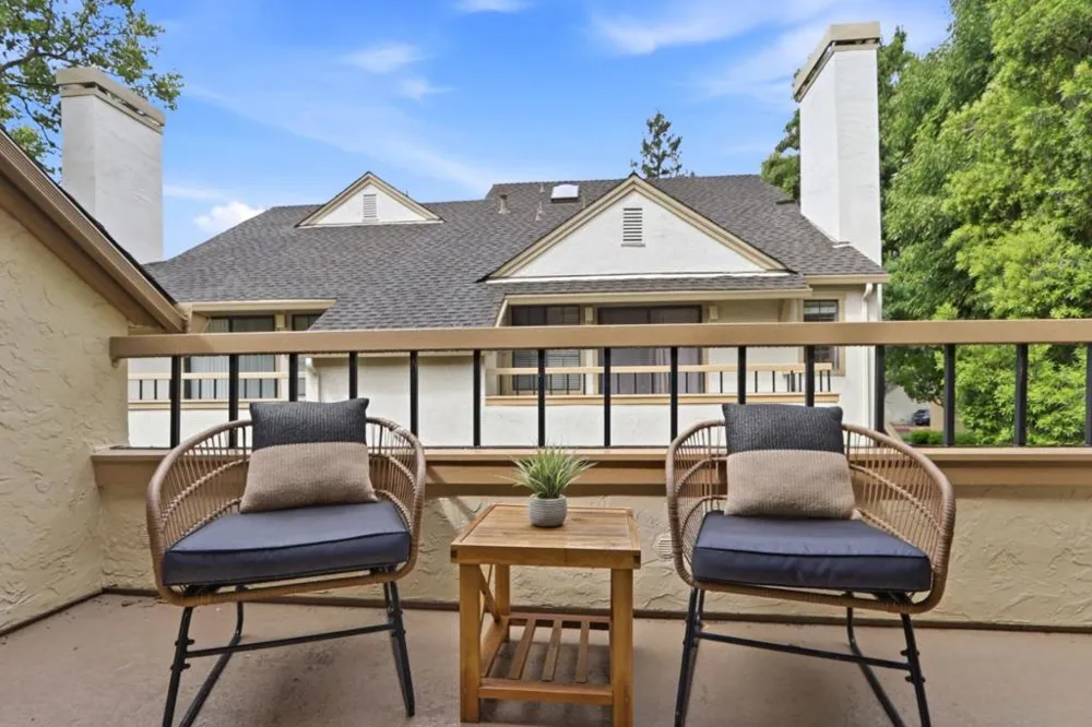 1941 Huxley Court San Jose, CA 95125