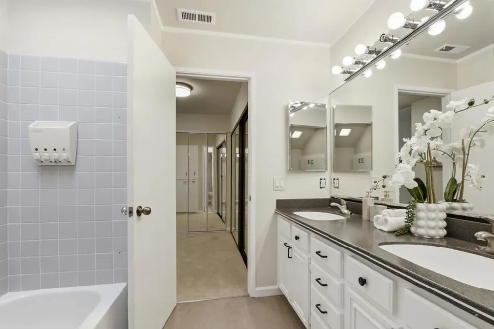 1941 Huxley Court San Jose, CA 95125
